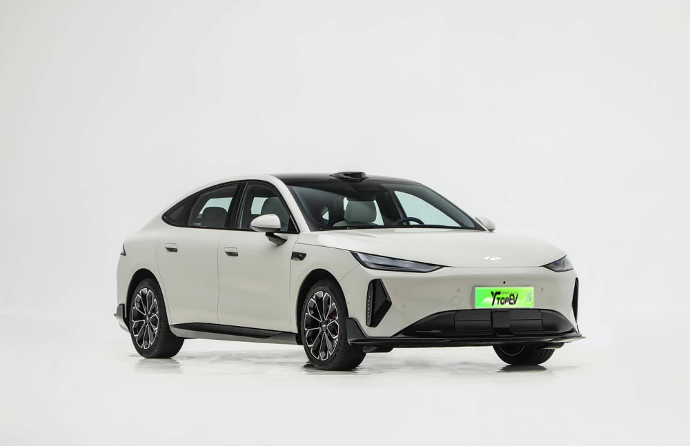 Chery Fulwin A9  interior